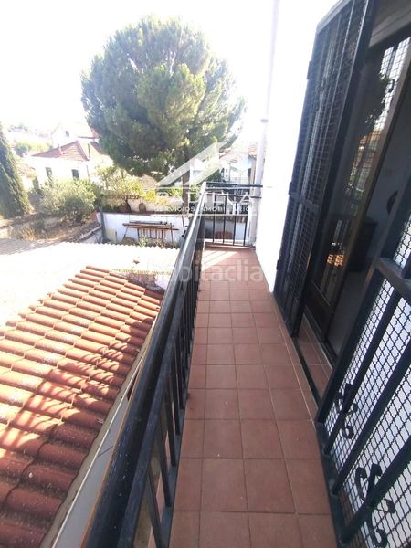 Foto b8b7dac9-b4dc-4bde-8dd3-2fd9a7ba5b55. Casa amb calefacció a Méntrida