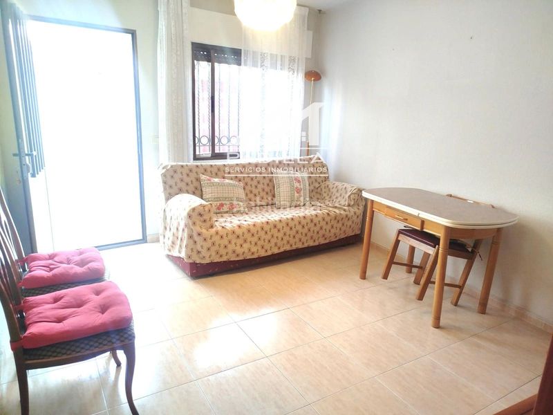 Foto deec21c1-3cab-4025-ad1c-881a0c938b1f. Casa amb calefacció a Méntrida