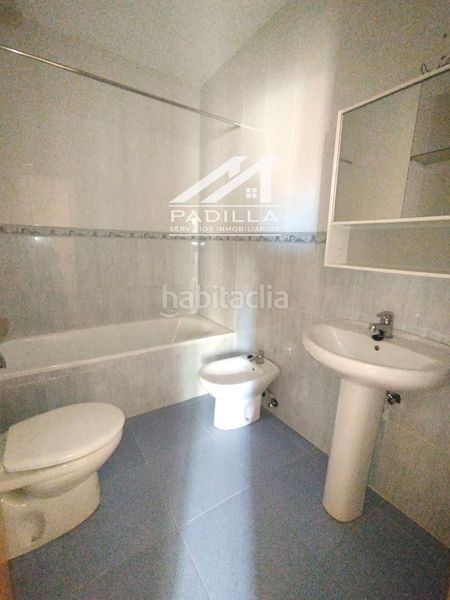 Foto d9b7f84f-a57b-4e20-ab8e-4199854cdb1e. Casa adossada amb calefacció a Méntrida