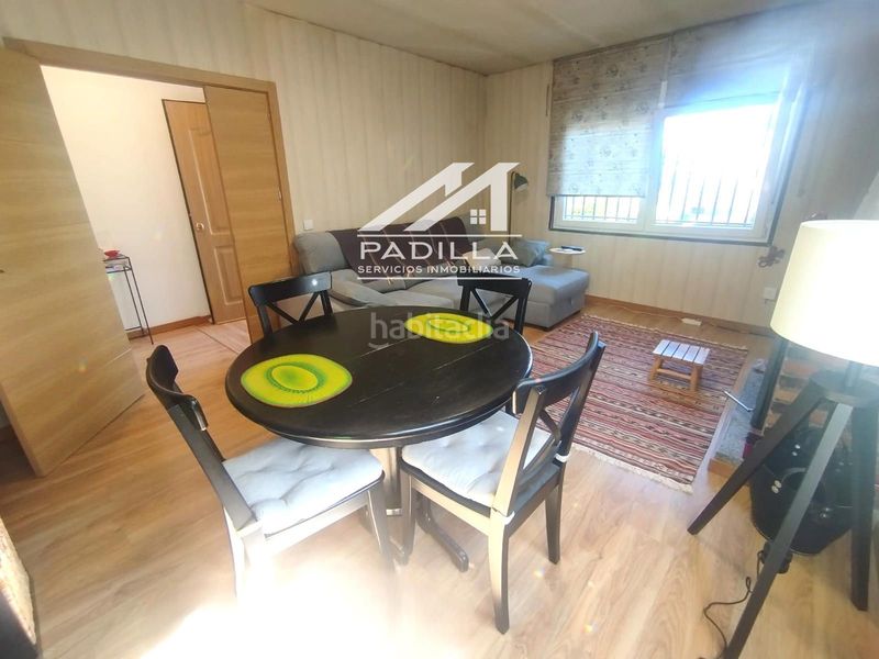 Foto ac2fa97b-d2d6-498c-9ebd-81d51738c7a4. Chalet  independiente con piscina de obra y doble parcela. en Méntrida