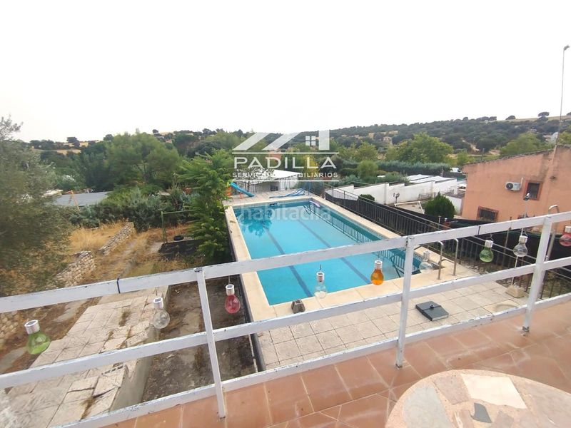 Foto bbbc4937-f304-4f03-a7d2-7b3eda99d413. Xalet amb calefacció aparcament piscina a Méntrida