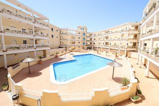Location Appartement  Avenida y-1 campoa-sector norte. Apartamento en alquiler en aguamarina  orihuela costa. vistas al
