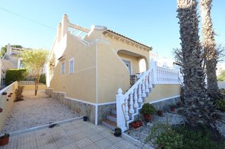 Location Chalet  Calle almonte. Casa independiente