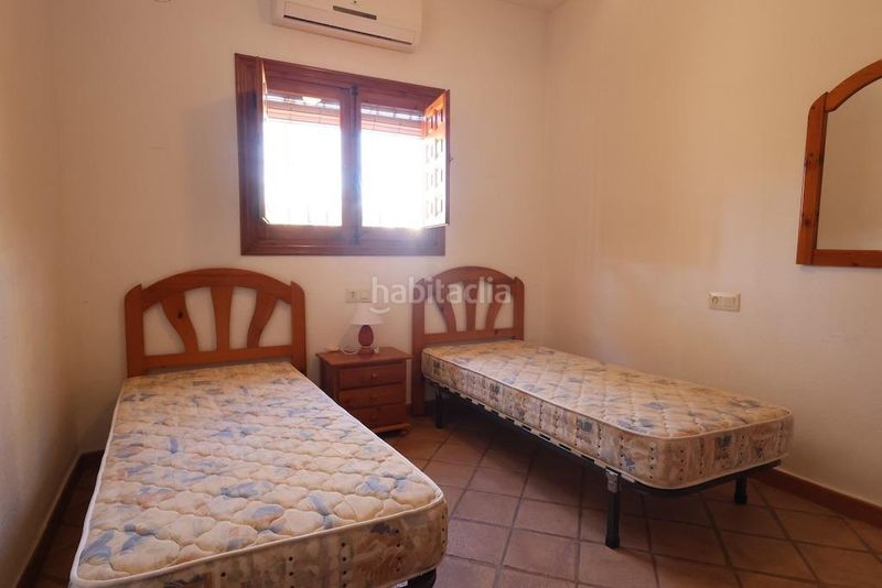 Foto 79550269-4dd1-4325-a910-dcef8af89319. Chalet mit parking pool in Cabo Roig Orihuela