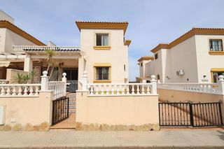 Reihenhaus in Calle ESTRAGON