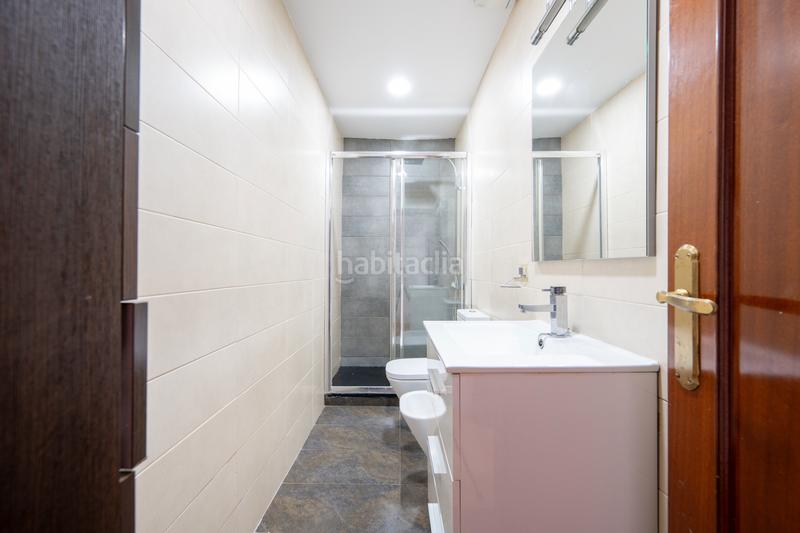 Foto 5e05482e-800c-4261-8d02-73006e283650. Piso  venta zona maragall en Guinardó Barcelona