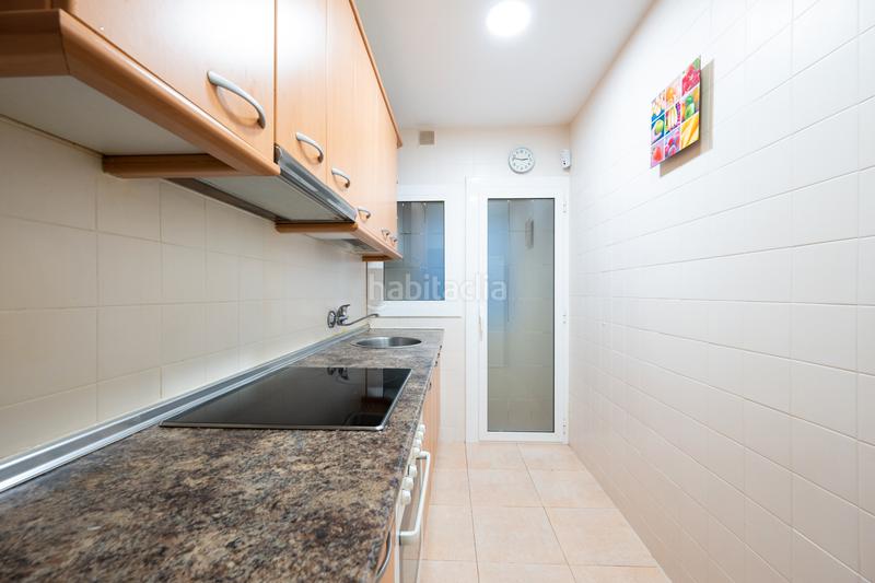 Foto 7e12ee6d-da2a-4d5f-af1e-947f29e836c0. Piso  venta zona maragall en Guinardó Barcelona