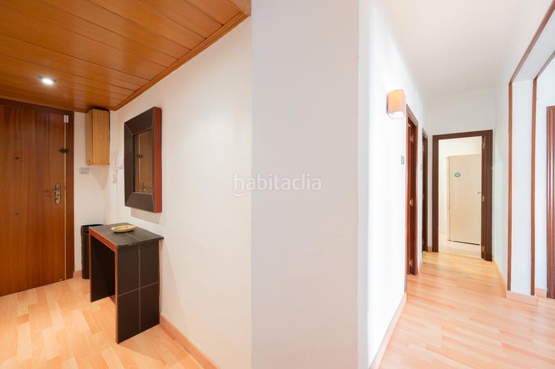 Foto b1734141-af64-4dac-b311-c82746301b8b. Piso  venta zona maragall en Guinardó Barcelona