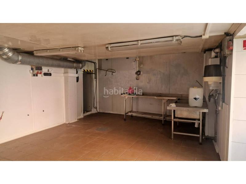 Foto 3d8fde62-094f-4c48-94d7-37c384779716. Local comercial a Barri Antic Manresa