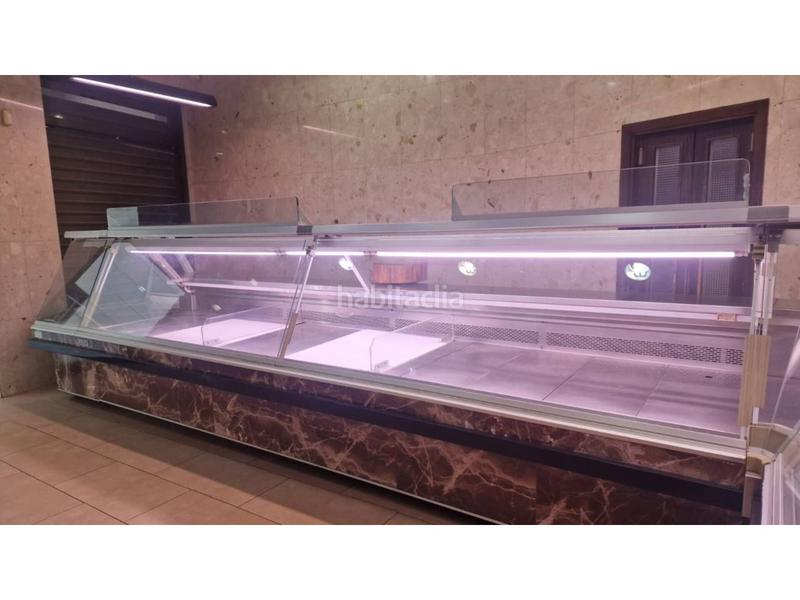 Foto 970cbce7-df63-4afc-8c91-68b7f61ef89f. Local comercial a Barri Antic Manresa