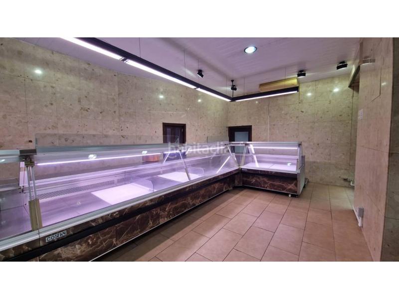 Foto b04f3963-9aa4-4934-bfec-d99a9f5a91c3. Local comercial a Barri Antic Manresa