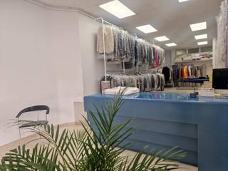 Local Comercial en Font dels Capellans - Sagrada Familia