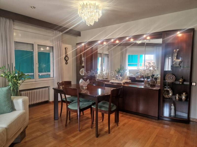 Foto bbb04ec8-1e2c-4fb5-b42c-d043aec34ff6. Alquiler piso  en alquiler en centro en Centre - Passeig i Rodalies Manresa