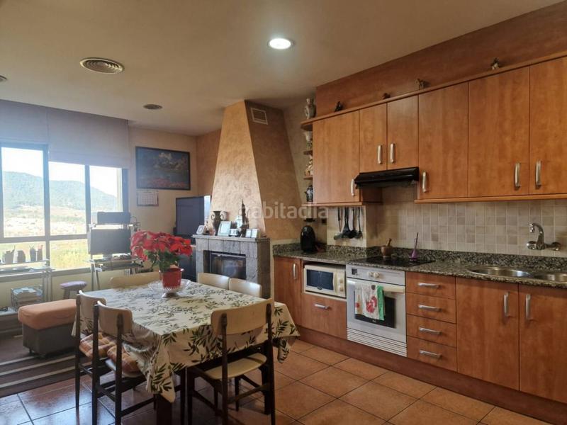 Foto 24905deb-276e-4525-80b8-8195c50dda72. Casa amb calefacció aparcament a Barri Mion - Puigberenguer Manresa