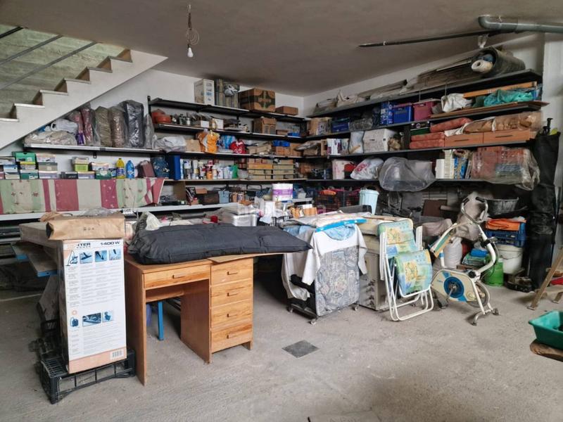 Foto 4f7f4fdc-485e-4e33-8fd6-861c62d8440d. Casa amb calefacció aparcament a Barri Mion - Puigberenguer Manresa