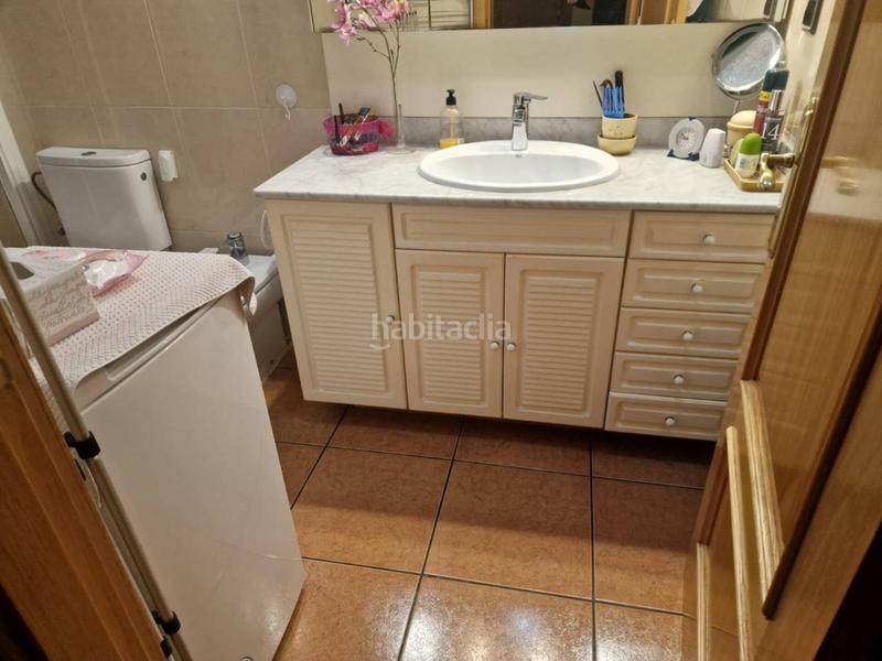 Foto 642f9244-fbae-4f35-94ba-ad9d214bec03. Casa amb calefacció aparcament a Barri Mion - Puigberenguer Manresa