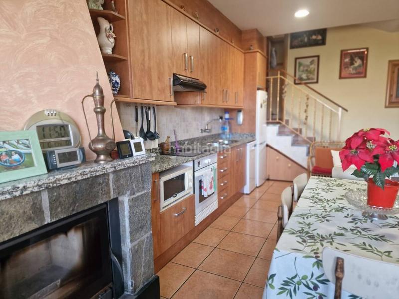 Foto dcc28c9e-d634-4704-a695-a184473e50dc. Casa amb calefacció aparcament a Barri Mion - Puigberenguer Manresa