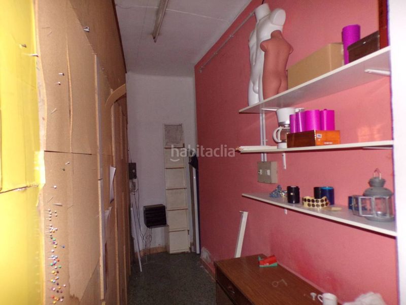 Foto 73694da6-3cf0-464f-8b83-4cedb642425b. Local comercial a Escodines Manresa