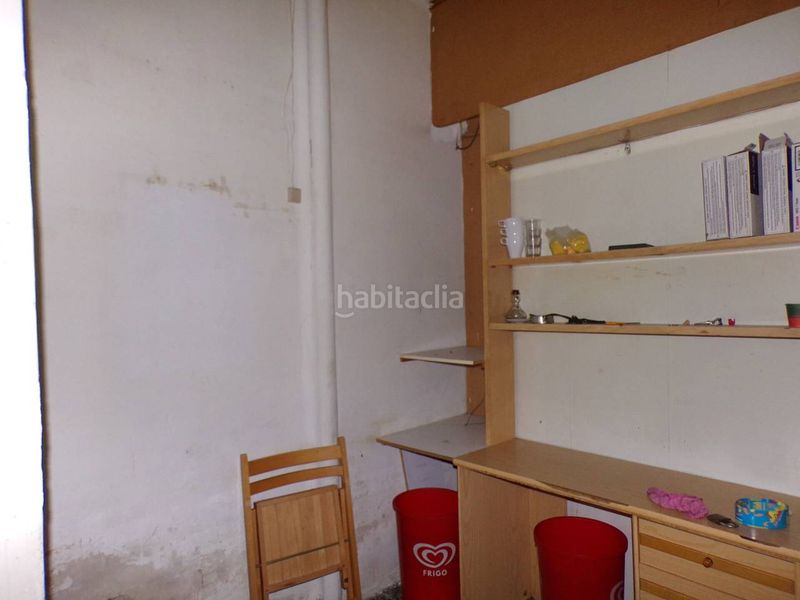 Foto be409873-1da1-4fd8-9870-f1f78e796913. Local comercial a Escodines Manresa
