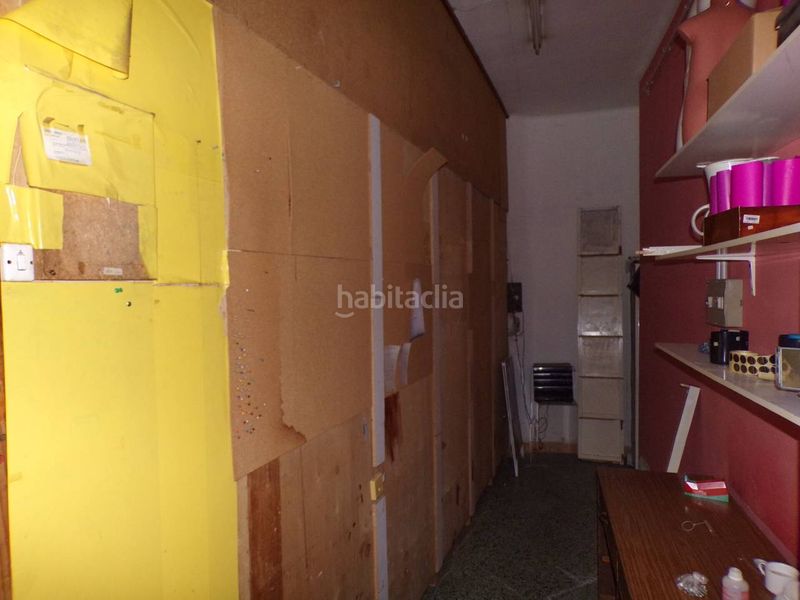 Foto dd18edd6-c14a-463d-b7e1-450238d66832. Local comercial a Escodines Manresa