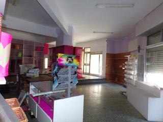 Local Comercial  Lloren de brindisi. Local en venta en antic