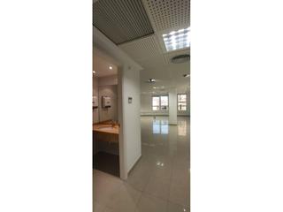Lloguer Local Comercial a Congost-Santa Caterina. Local para oficinas en pleno centro de manresa