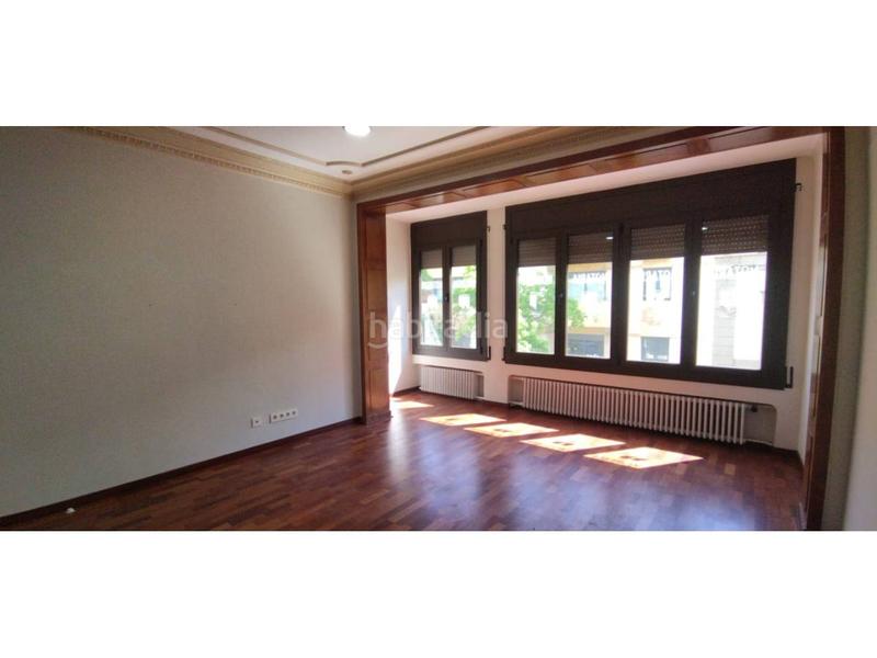 Foto 07d5bc89-bf5c-45f0-acd6-16300bdc75e1. Location bureau avec chauffage dans Centre - Passeig i Rodalies Manresa