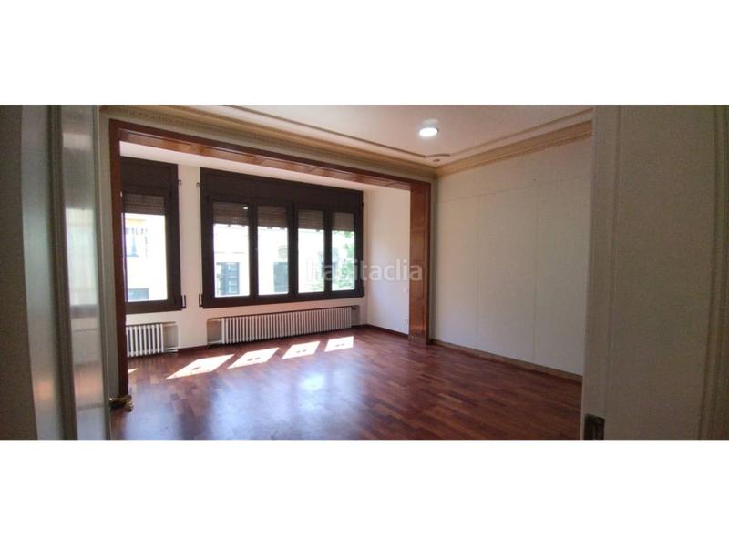 Foto c2699917-57d9-4190-b6ec-af1f413f0cd3. Location bureau avec chauffage dans Centre - Passeig i Rodalies Manresa