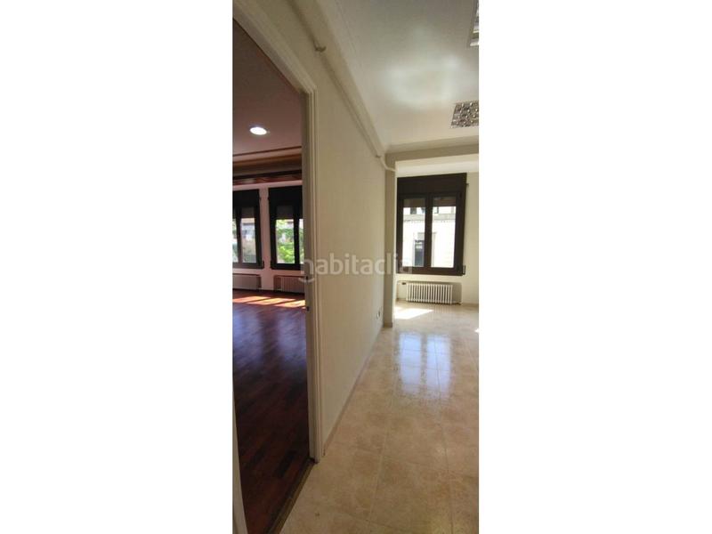 Foto f6682b4f-8b87-4343-bd90-b27032ef8a5f. Miete büro mit heizung in Centre - Passeig i Rodalies Manresa