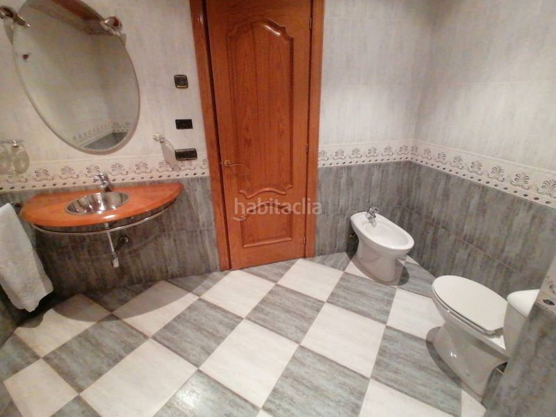 Foto 4c487b73-9d80-4686-a765-5485c2f924a1. Casa amb calefacció aparcament piscina a Balsareny