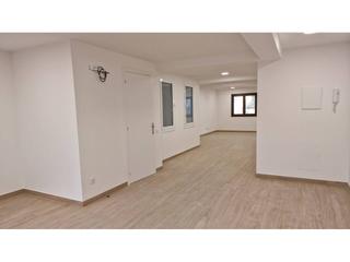 Location Bureau  Angel guimerà. Fantástico local para tu oficina en pleno centro de manresa!!!