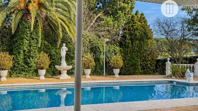 Foto a2210842-0fd1-4b9c-a367-d586c18182e9. Xalet amb calefacció aparcament piscina a Bonanza Boadilla del Monte