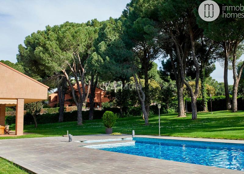 Foto 58d80611-e688-4e29-81a0-d5a7f6841f9b. Chalet impresionante villa en monte alina, pozuelo de alarcon en Pozuelo de Alarcón