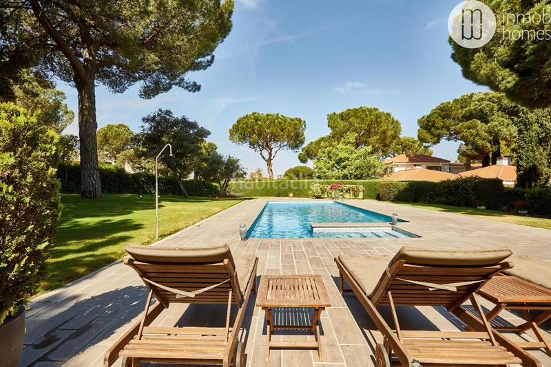 Foto e5d9e627-c719-4bfd-aa0b-4372e3accc93. Chalet impresionante villa en monte alina, pozuelo de alarcon en Pozuelo de Alarcón