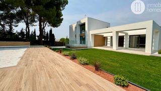 Xalet  Playa de sitges. A estrenar modernidad y lujo chalet independiente en bonanza