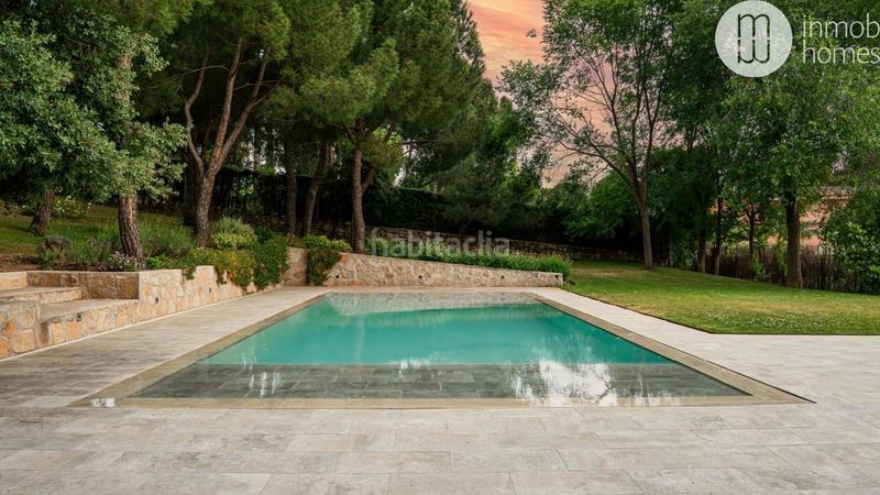 Foto 56d0512b-c736-404d-b44d-8544478a5201. Chalet moderno chalet independiente estilo nordico en Las Lomas en Boadilla del Monte