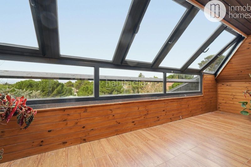 Foto 750da0d1-a0d3-4bd5-b4dd-4bd42693c9d3. Xalet amb calefacció aparcament piscina a Las Lomas Boadilla del Monte