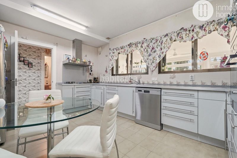 Foto bcab9833-d2c3-47be-a91e-5d49389e8db7. Xalet amb calefacció aparcament piscina a Las Lomas Boadilla del Monte