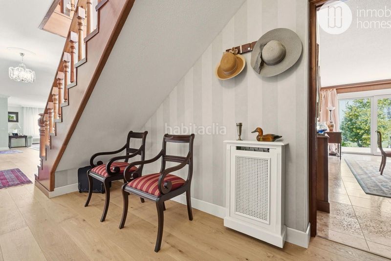 Foto d2232510-46bb-4be9-b93d-8ae9ed700b2c. Xalet amb calefacció aparcament piscina a Las Lomas Boadilla del Monte