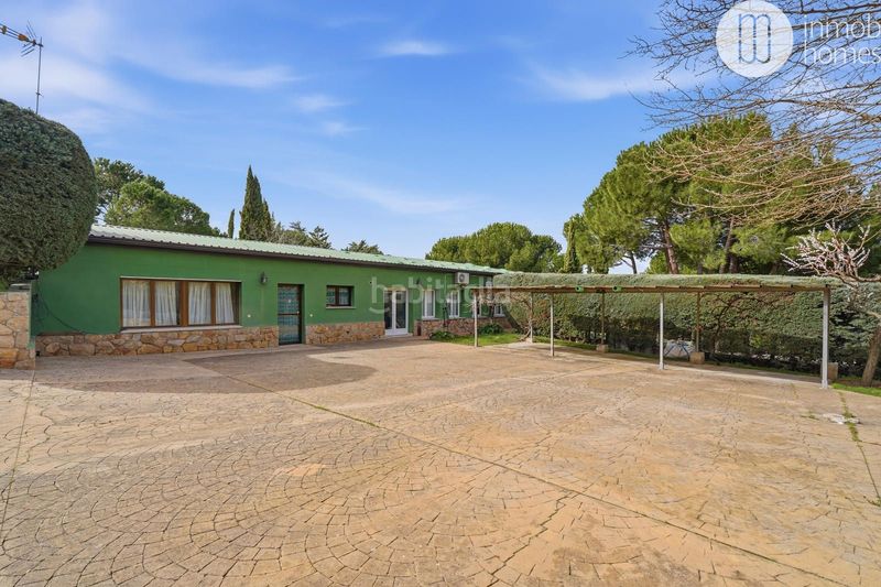 Foto f58f272e-9602-4f8b-b7d0-3f89b42a6037. Xalet amb calefacció aparcament piscina a Las Lomas Boadilla del Monte