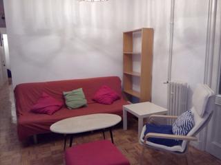 Location Appartement  Calle de hilarión eslava. Disponible en julio
