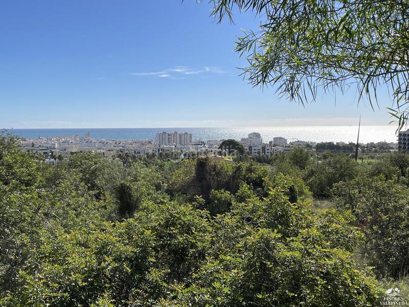 Foto 603b6a74-6e99-4c7d-8feb-352bc435b054. Terreno residencial terreno con vistas al mar en Vallpineda-Santa Bàrbara Sitges
