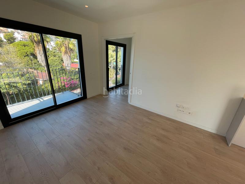 Foto 902b9a1e-e995-4ae6-8ce3-09e530a08397. Attico con parcheggio piscina in Vallpineda-Santa Bàrbara Sitges