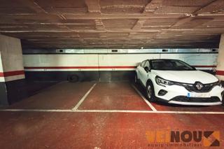 Aparcament cotxe  Carrer de roger de flor. Ideal para coche mediano, planta -2; ubicado en c/roger de flor