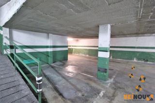 Aparcament cotxe  Carrer de burgos. Fácil acceso
