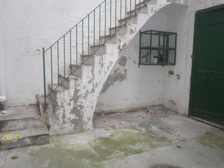 Planta baixa  Carrer de girona. Planta baja a reformar en finca regia junto a avenida diagonal