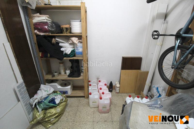 Foto d448dbb2-cdb7-43e9-b276-653fb3d4095c. Rent business premise in Hostafrancs Barcelona