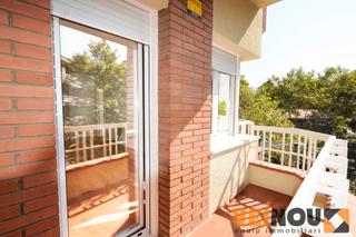 Pis  Carrer de llull. Magnfica vivienda ubicada en la calle llull, en la confluencia