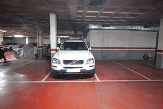 Parking voiture  Carrer del rector triadó
