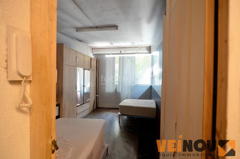 Foto b21a8b95-9b21-4eb1-8fed-df21dc04743f. Local comercial a Hostafrancs Barcelona